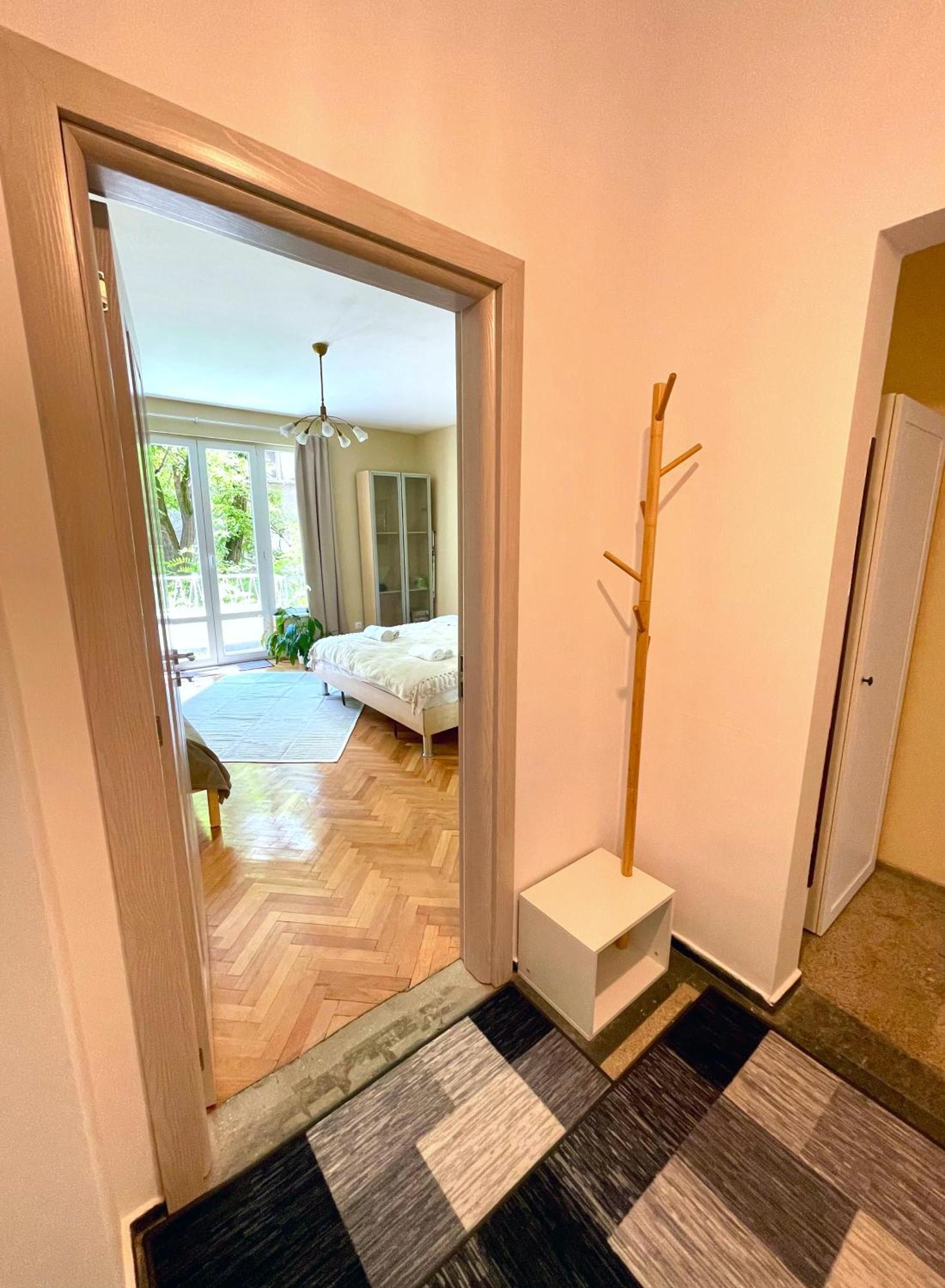 Bohemian Bright & Calm 2Br - Top Center - Private Balcony София Екстериор снимка